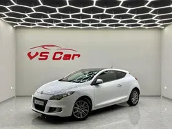 Branco Usado 2011 Renault Mégane III Coupé | € 9.500 (Preço justo)