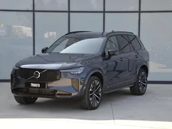Azul Novo 2025 Volvo XC90 Plus SUV | € 92.400