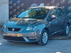 Cinza Usado 2016 Seat Ibiza Style | € 10.750 (Preço justo)
