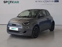 Branco Usado 2023 Fiat 500e La Prima Citadino | € 23.900 (Preço elevado)
