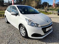 Branco Usado 2019 Peugeot 208 Citadino | € 12.500 (Preço justo)