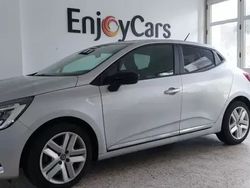 Cinzento Usado 2021 Renault Clio V Intens | € 16.990 (Preço justo)