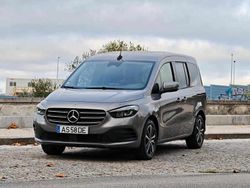 Cinzento Usado 2022 Mercedes 180 Sedan | € 30.900 (Preço justo)