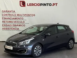 Cinza Usado 2018 Kia Ceed Turbo Sedan | € 14.950 (Preço elevado)