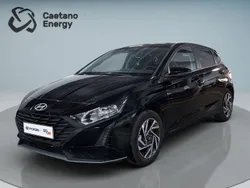 Phantom black (metalizado) Usado 2023 Hyundai i20 Comfort | € 16.890 (Preço justo)
