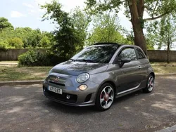 Cinzento Usado 2015 Abarth 500C Cabrios | € 16.500