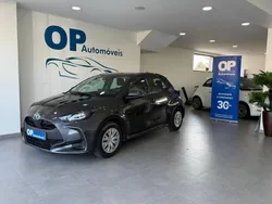 Preto Usado 2022 Toyota Yaris Hybrid | € 19.450 (Super Preço)