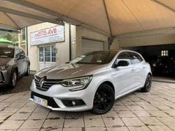 Cinza prata Usado 2017 Renault Mégane IV Bose Edition Citadino | € 16.750 (Bom preço)