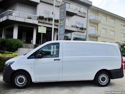 Branco Usado 2022 Mercedes Vito Monovolume | € 28.000