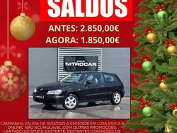 Preto Usado 2002 Nissan Almera Citadino | € 1.850
