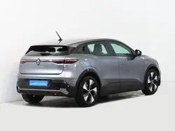 Cinzento Usado 2023 Renault Mégane | € 26.900 (Bom preço)