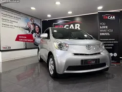 Cinza Usado 2009 Toyota iQ Citadino | € 7.750 (Preço justo)