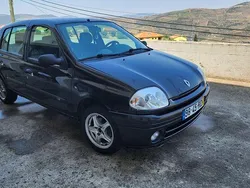 Usado 2001 Renault Clio II Sedan | € 1.500 (Super Preço)