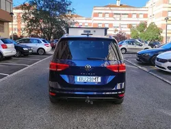 Azul Usado 2021 VW Touran Monovolume | € 25.500 (Bom preço)