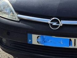 Usado 2003 Opel Corsa Enjoy Sedan | € 1.750 (Bom preço)