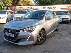 Cinzento Usado 2021 Peugeot 208 Citadino | € 12.150 (Preço justo)
