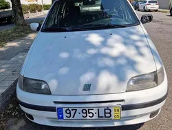 Branco Usado 1998 Fiat Punto Citadino | € 1.200