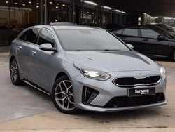 Cinza Usado 2019 Kia Ceed GT GT-Line Carrinha | € 18.900 (Preço justo)