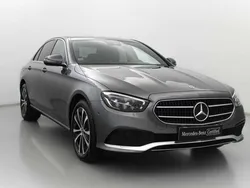 Cinzento Usado 2023 Mercedes E300 Sedan | € 49.990 (Super Preço)