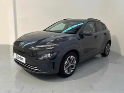 Cinza Usado 2022 Hyundai Kauai Premium SUV | € 26.850 (Preço justo)
