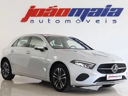 Cinza Usado 2024 Mercedes A250 Sedan | € 42.500