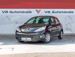 Preto Usado 2010 Peugeot 206+ Citadino | € 6.900