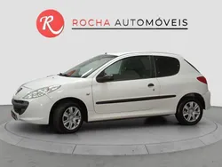Branco Usado 2011 Peugeot 206 | € 5.499