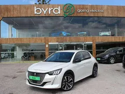 Branco Usado 2022 Peugeot e-208 GT Citadino | € 19.900 (Bom preço)