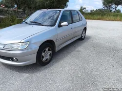 Cinza Usado 2000 Peugeot 306 Griffe | € 999