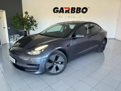 Cinza Usado 2021 Tesla Model 3 Standard Range Plus Sedan | € 27.950 (Preço justo)