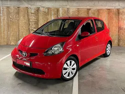 Vermelho Usado 2008 Toyota Aygo Citadino | € 5.990