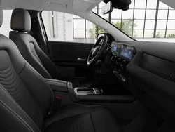 Preto Novo 2025 Mercedes GLA250 SUV | € 60.575 (Preço justo)