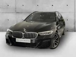 Preto sapphire metalizada Usado 2023 BMW 520 Carrinha | € 48.900 (Preço elevado)