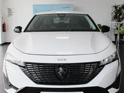 Branco Usado 2023 Peugeot 308 Active Carrinha | € 26.490 (Preço justo)