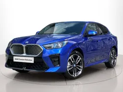 Azul Usado 2024 BMW iX2 Comfort Edition SUV | € 49.490 (Preço justo)