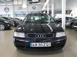Azul Usado 1997 Audi A3 Attraction Citadino | € 5.500 (Preço elevado)