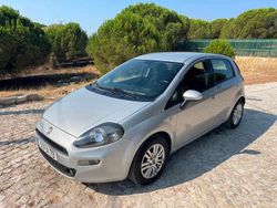 Cinzento Usado 2014 Fiat Punto Citadino | € 7.500 (Preço justo)
