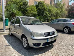 Cinzento Usado 2005 Fiat Punto Dynamic Citadino | € 2.650 (Preço justo)