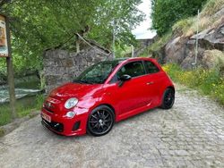 Vermelho (metalizado) Usado 2011 Abarth 500 Competizione Citadino | € 13.500