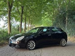 Vermelho Usado 2014 Alfa Romeo Giulietta Citadino | € 7.000 (Super Preço)