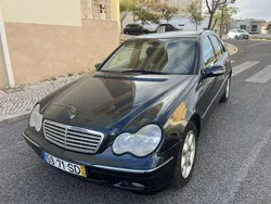 Usado 2001 Mercedes C220 Sedan | € 5.400 (Bom preço)