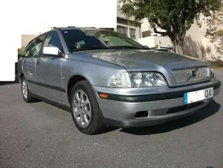 Usado 2000 Volvo V40 Carrinha | € 1.750