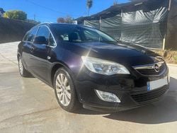 Usado 2010 Opel Astra Sedan | € 3.500 (Bom preço)