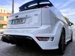 Branco Usado 2010 Ford Focus RS Citadino | € 42.000