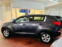 Outra Usado 2015 Kia Sportage Silver SUV | € 12.000