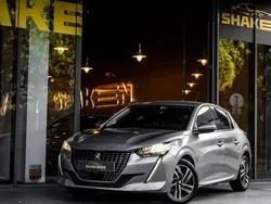 Cinzento Usado 2019 Peugeot 208 Allure Citadino | € 13.450 (Bom preço)