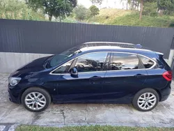 Azul Usado 2017 BMW 225 Sedan | € 12.000