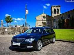 Preto Usado 2010 Skoda Superb Elegance Carrinha | € 10.900