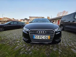 Usado 2014 Audi A3 Attraction Sedan | € 12.500 (Super Preço)