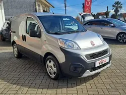 Cinza prata Usado 2019 Fiat Fiorino Monovolume | € 8.900 (Preço justo)